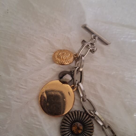 A Nine West Women's Charm Bracelet Boho Tri-Tone Rhinestone Dangle Casual NWT - Picture 5 of 11